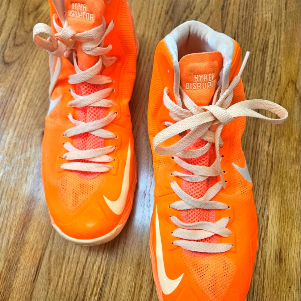 EUC Nike Bright Orange Sneakers